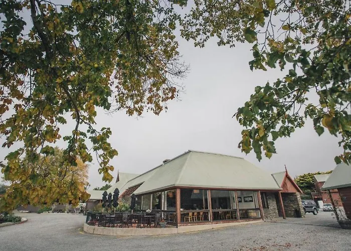 Hawea Hotel